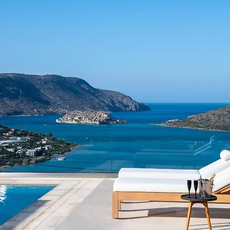 Villa Bright