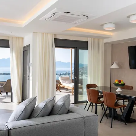 Bright Villa Elounda
