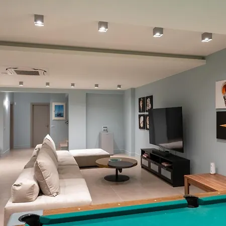 Villa Bright *